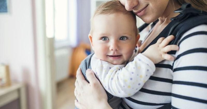 7 Rekomendasi Merek Gendongan Bayi Samping yang Bagus
